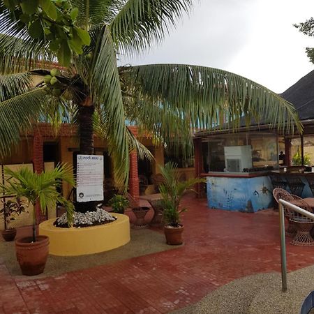 เทรเชอร์ ไอส์แลนด์ รีสอร์ต Hotel โอลองกาโป ภายนอก รูปภาพ