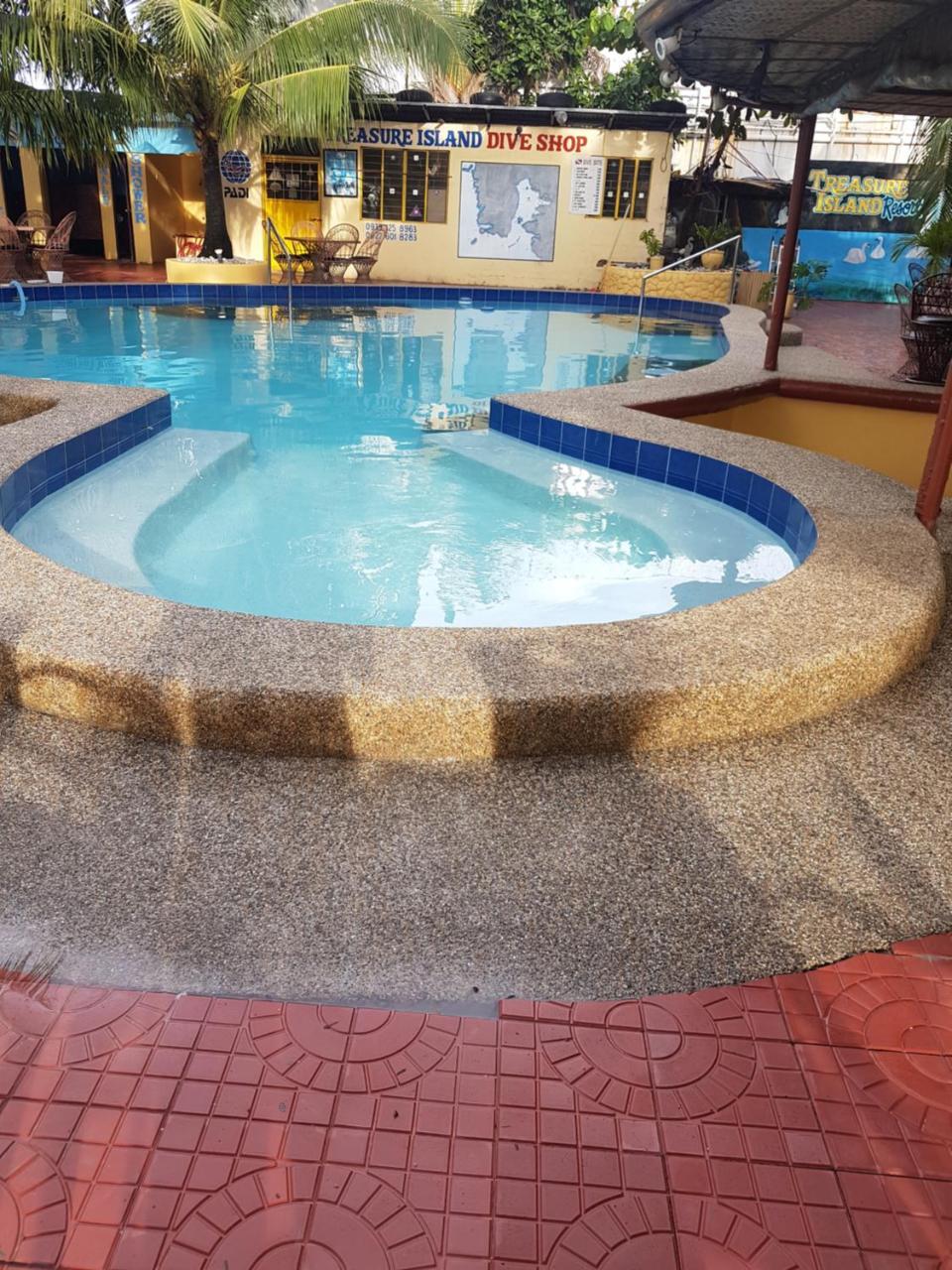 เทรเชอร์ ไอส์แลนด์ รีสอร์ต Hotel โอลองกาโป ภายนอก รูปภาพ